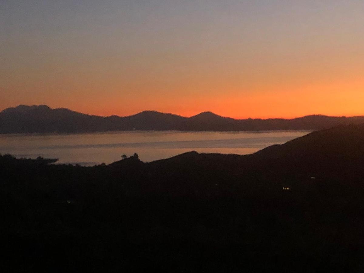Whakaipo Bay Cabin Retreat Taupomeer Buitenkant foto