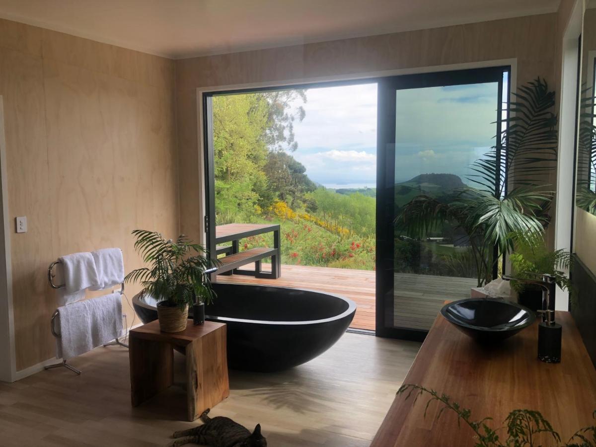 Whakaipo Bay Cabin Retreat Taupomeer Buitenkant foto